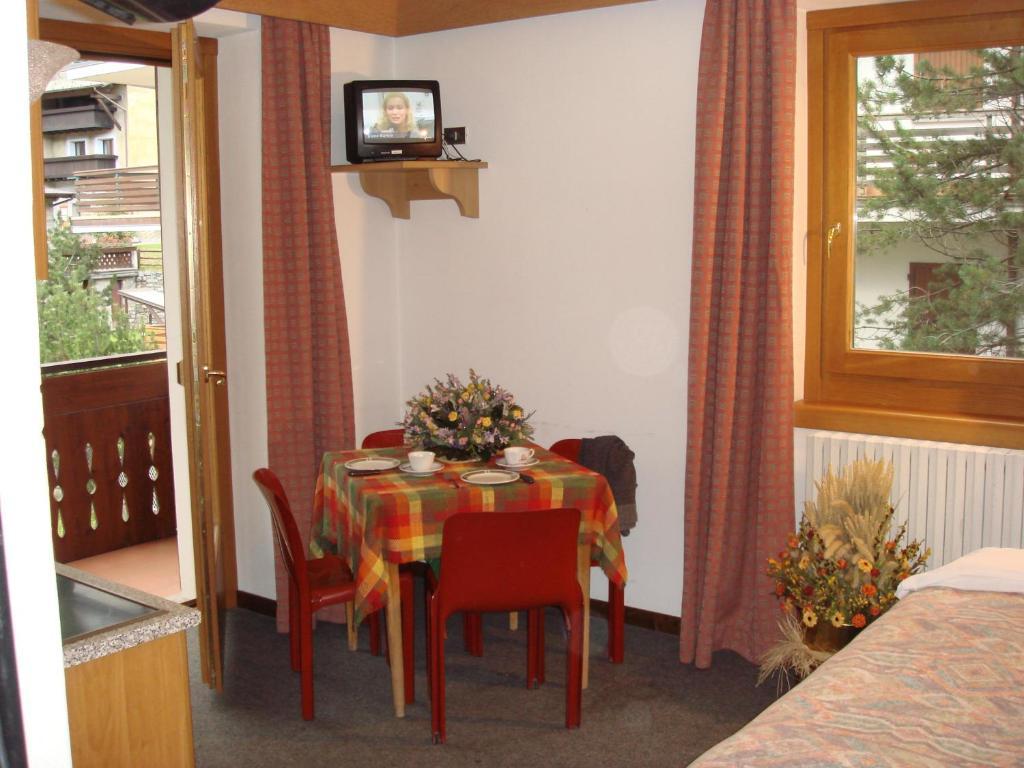 Casa Stefano E Lucia Aparthotel Bormio Exterior photo