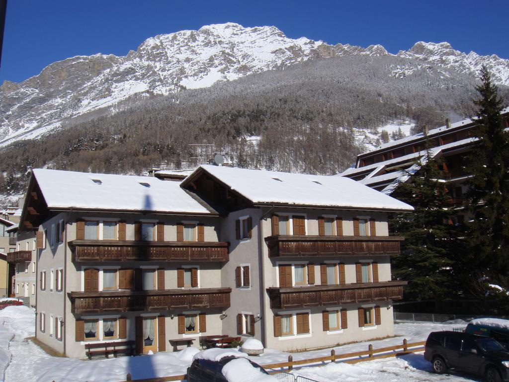 Casa Stefano E Lucia Aparthotel Bormio Exterior photo